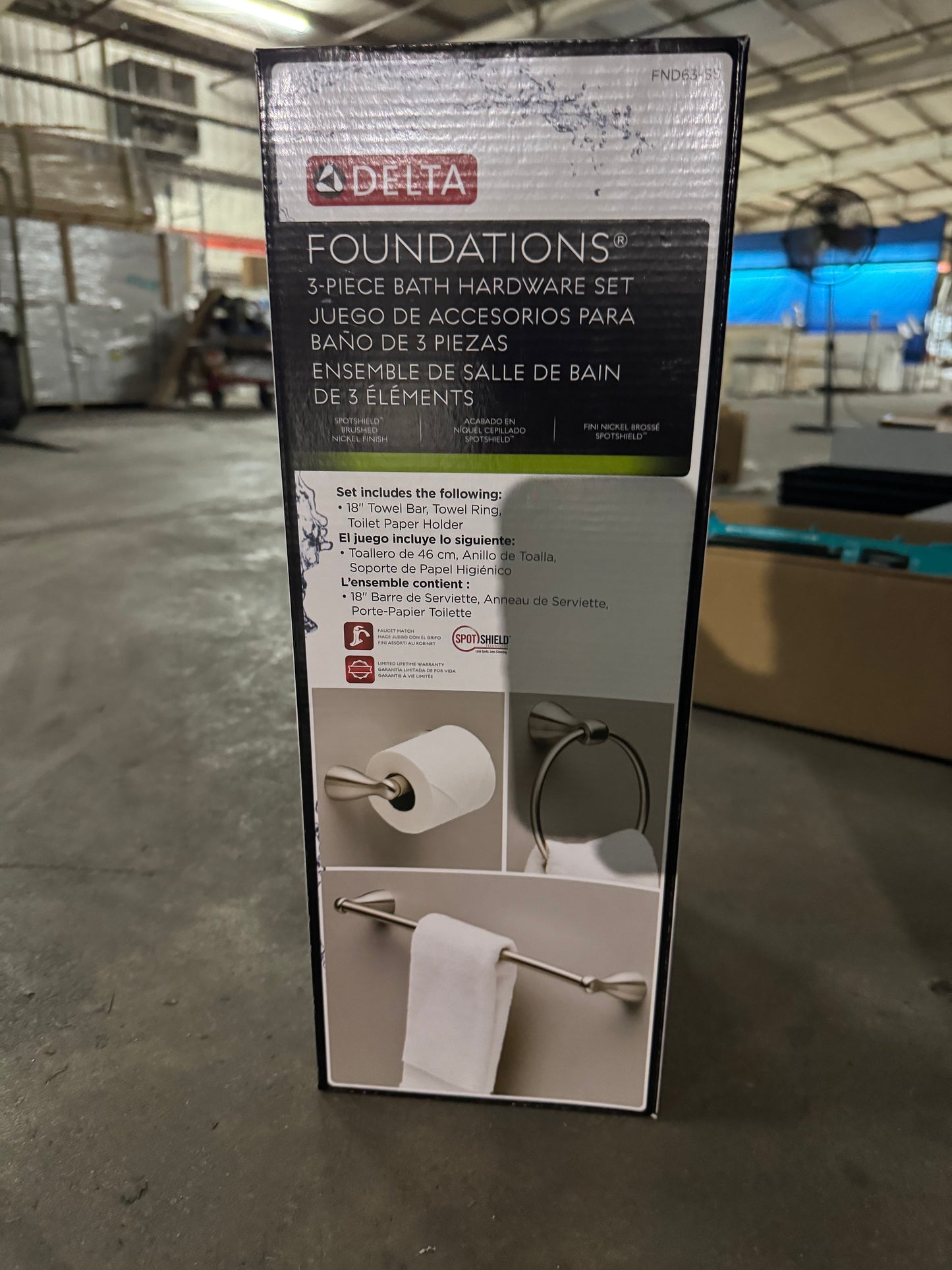 Delta Foundations 3-Piece Bath Hardware Set 18" Towel
