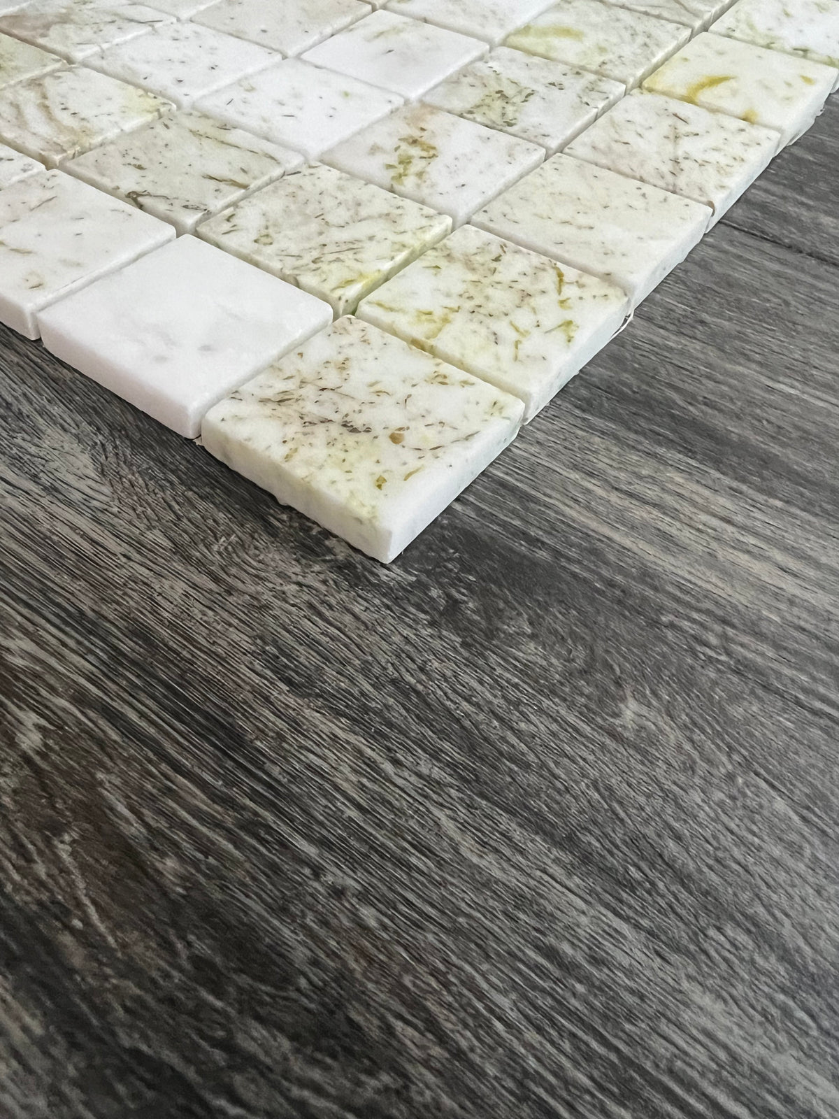 LIQ2 - FLOORING-LIQ2