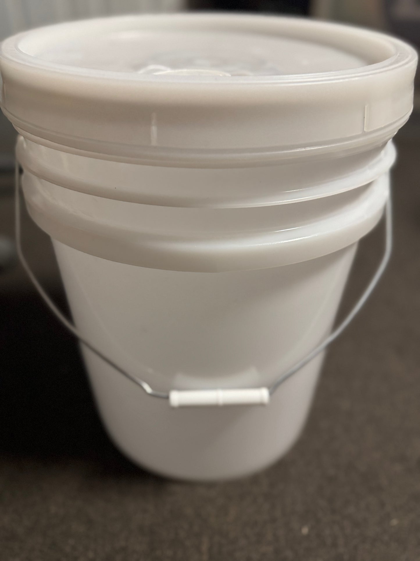 5 Gallon Food Grade Bucket W Lid